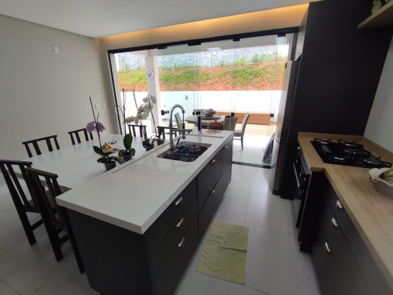 Imagem Casa com 3 Quartos à Venda, 160 m² em Pedra Branca - Palhoça