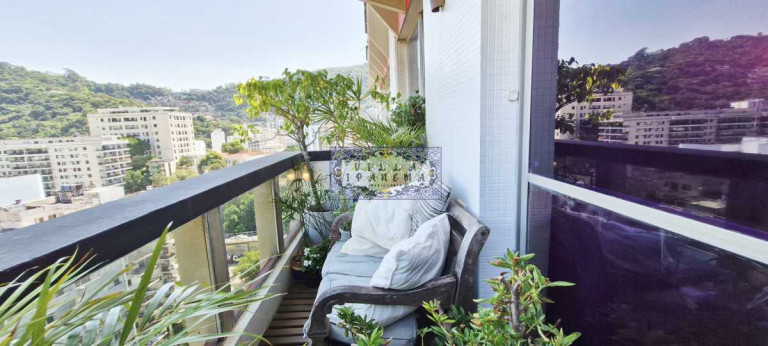 Imagem Apartamento com 5 Quartos à Venda, 160 m² em Laranjeiras - Rio De Janeiro Imagem Apartamento com 5 Quartos à Venda, 160 m² em Laranjeiras - Rio De Janeiro