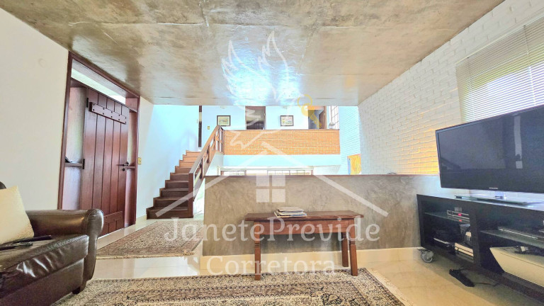 Imagem Casa de Condomínio com 3 Quartos à Venda, 234 m² em Alphaville - Santana De Parnaíba Imagem Casa de Condomínio com 3 Quartos à Venda, 234 m² em Alphaville - Santana De Parnaíba