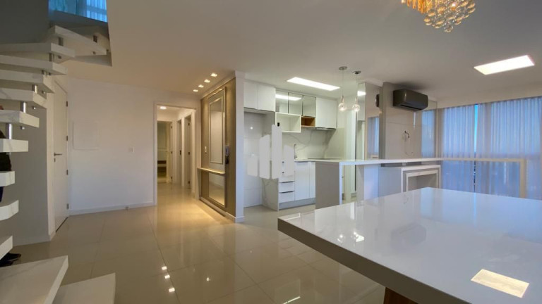 Imagem Cobertura com 3 Quartos à Venda, 200 m² em Predial - Torres Imagem Cobertura com 3 Quartos à Venda, 200 m² em Predial - Torres