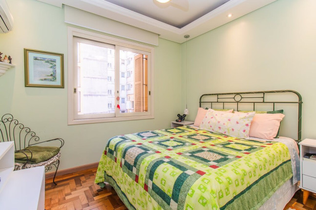 Imagem Apartamento com 3 Quartos à Venda, 126 m² em Bom Fim - Porto Alegre Imagem Apartamento com 3 Quartos à Venda, 126 m² em Bom Fim - Porto Alegre