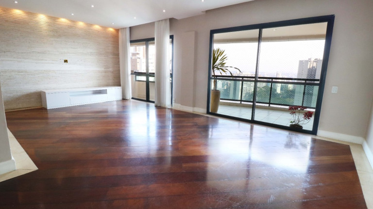 Apartamento com 4 Quartos à Venda, 191 m² em Vila Suzana - São Paulo