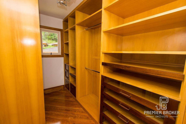 Imagem Casa com 5 Quartos à Venda, 532 m² em Quebra Frascos - Teresópolis Imagem Casa com 5 Quartos à Venda, 532 m² em Quebra Frascos - Teresópolis