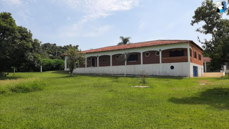 Imagem Imóvel com 8 Quartos à Venda, 1.500 m² em Jardim Lucila - Tatuí