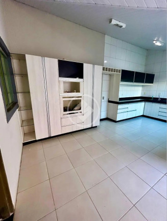 Imagem Casa com 3 Quartos à Venda, 190 m² em Residencial Flamingo - Goiânia Imagem Casa com 3 Quartos à Venda, 190 m² em Residencial Flamingo - Goiânia