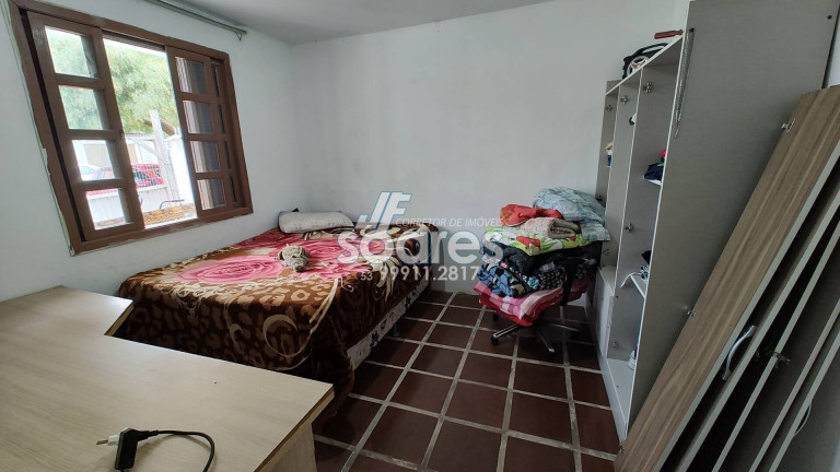 Imagem Casa com 5 Quartos à Venda, 170 m² em Laranjal - Pelotas