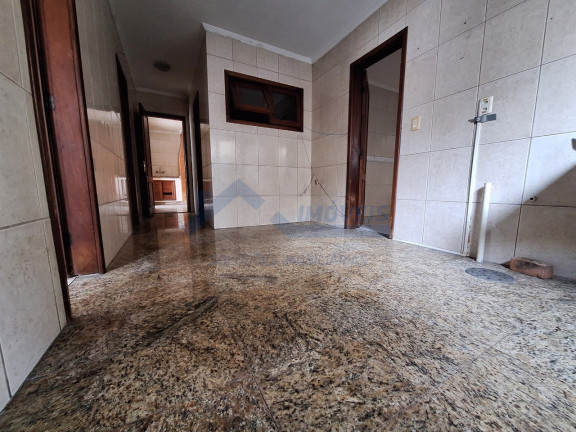 Imagem Sobrado com 3 Quartos à Venda, 482 m² em Jardim Planalto - Porto Alegre