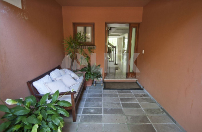 Imagem Imóvel com 4 Quartos à Venda, 500 m² em Três Figueiras - Porto Alegre Imagem Imóvel com 4 Quartos à Venda, 500 m² em Três Figueiras - Porto Alegre