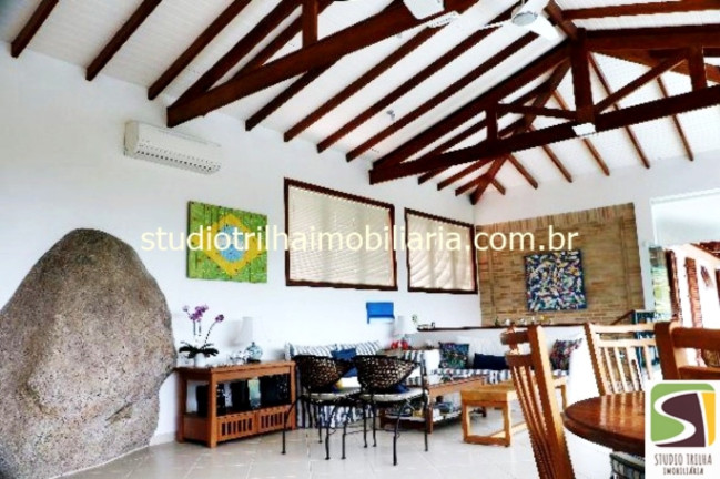 Imagem Casa com 5 Quartos à Venda, em Engenho D'água - Ilhabela Imagem Casa com 5 Quartos à Venda, em Engenho D'água - Ilhabela