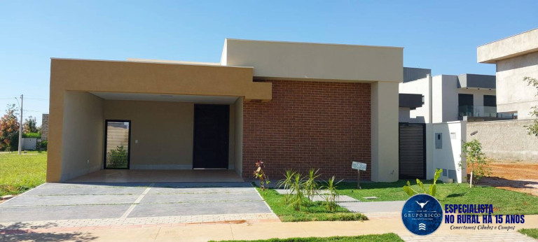 Casa de Condomínio com 3 Quartos à Venda, 300 m² em Residencial Parqville Jacarandá - Aparecida De Goiânia