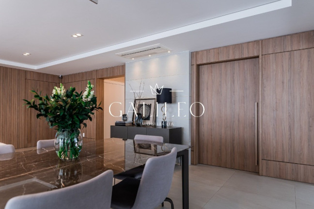 Imagem Apartamento com 4 Quartos à Venda, 268 m² em Anhangabaú - Jundiaí