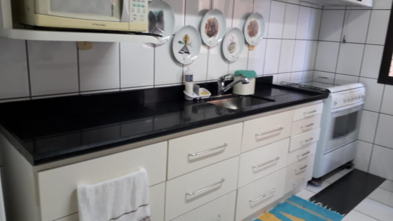 Imagem Imóvel com 4 Quartos à Venda, 240 m² em Centro - Guarapari Imagem Imóvel com 4 Quartos à Venda, 240 m² em Centro - Guarapari