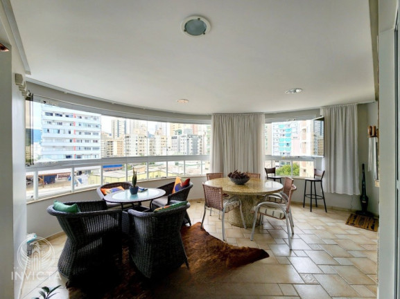 Imagem Apartamento com 3 Quartos à Venda, 148 m² em Centro - Balneário Camboriú Imagem Apartamento com 3 Quartos à Venda, 148 m² em Centro - Balneário Camboriú