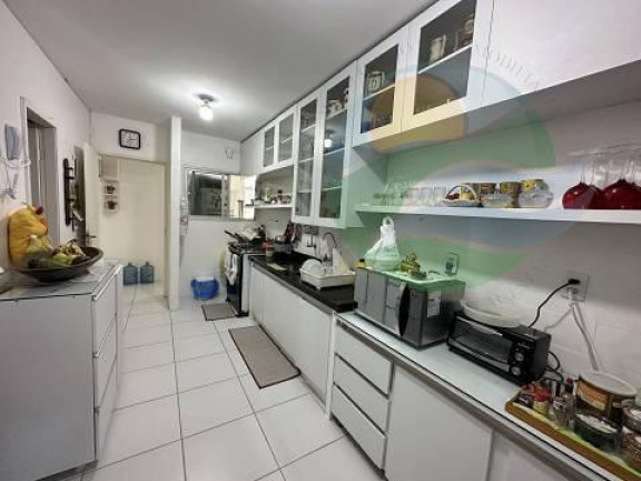 Apartamento com 4 Quartos à Venda, 163 m²