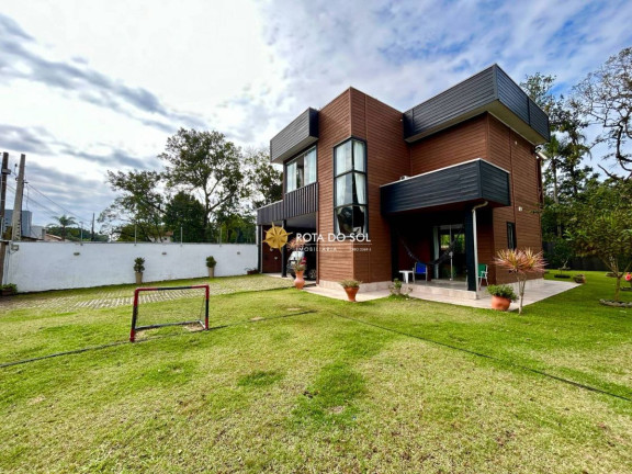 Imagem Casa com 4 Quartos à Venda, 350 m² em Mariscal - Bombinhas