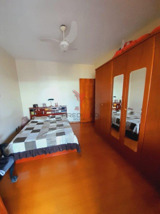 Imagem Sobrado com 4 Quartos para Alugar, 353 m² em Vila Paraíba - Guaratinguetá