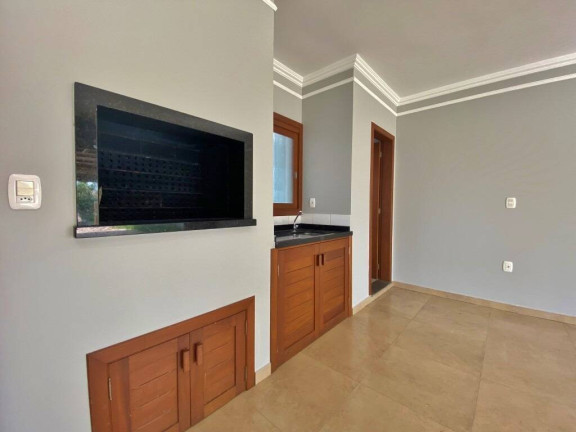 Imagem Casa com 4 Quartos à Venda, em Atlantida - Xangri-lá Imagem Casa com 4 Quartos à Venda, em Atlantida - Xangri-lá
