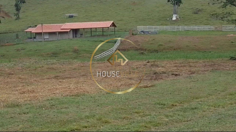 Chácara com 2 Quartos à Venda, 12 m² em Salto - Paraibuna