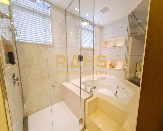 Imagem Apartamento com 3 Quartos à Venda, 307 m² em Atiradores - Joinville Imagem Apartamento com 3 Quartos à Venda, 307 m² em Atiradores - Joinville