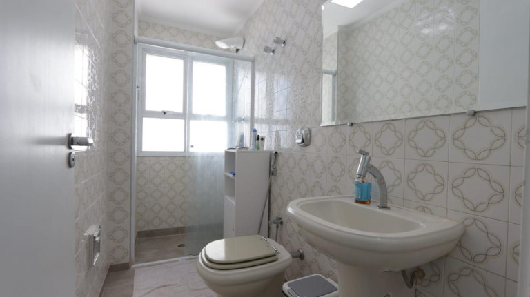 Imagem Imóvel com 3 Quartos à Venda, 130 m² em Jardim Astúrias - Guarujá Imagem Imóvel com 3 Quartos à Venda, 130 m² em Jardim Astúrias - Guarujá