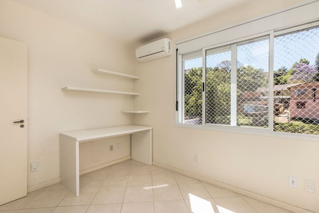 Imagem Apartamento com 2 Quartos à Venda, 72 m² em Teresópolis - Porto Alegre