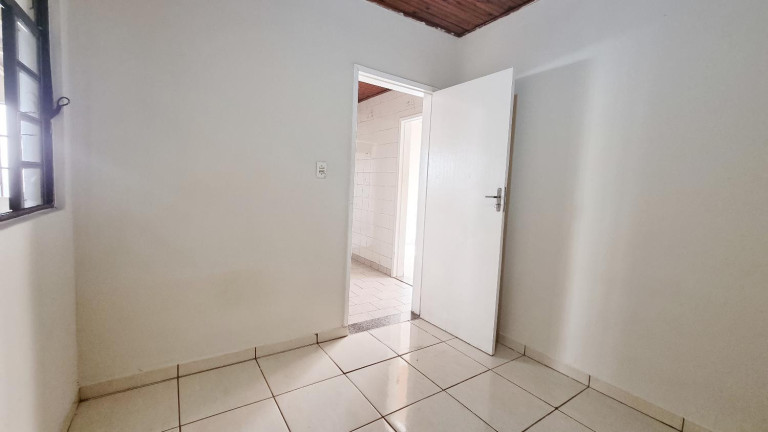 Imagem Casa com 2 Quartos à Venda, 118 m² em Maringá - Londrina