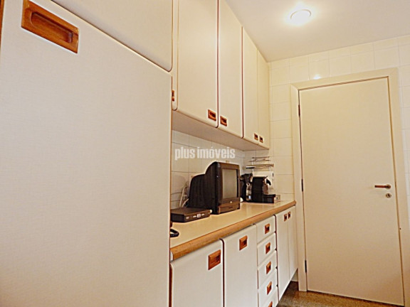 Imagem Apartamento com 4 Quartos à Venda, 246 m² em Vila Nova Conceição - São Paulo Imagem Apartamento com 4 Quartos à Venda, 246 m² em Vila Nova Conceição - São Paulo