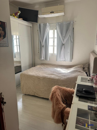 Imagem Casa com 3 Quartos à Venda, 300 m² em Vila Leopoldina - Sorocaba Imagem Casa com 3 Quartos à Venda, 300 m² em Vila Leopoldina - Sorocaba