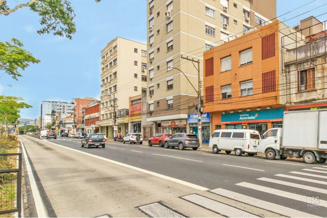 Imagem Apartamento com 1 Quarto à Venda, 45 m² em Farroupilha - Porto Alegre