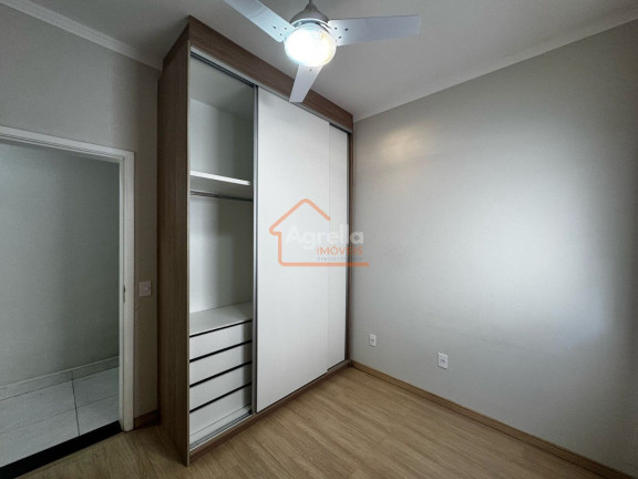 Imagem Casa com 3 Quartos à Venda, 360 m² em Jardim Patrícia - Mogi Mirim Imagem Casa com 3 Quartos à Venda, 360 m² em Jardim Patrícia - Mogi Mirim
