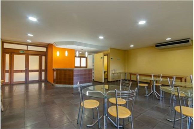 Imagem Apartamento com 3 Quartos à Venda, 120 m² em Menino Deus - Porto Alegre Imagem Apartamento com 3 Quartos à Venda, 120 m² em Menino Deus - Porto Alegre