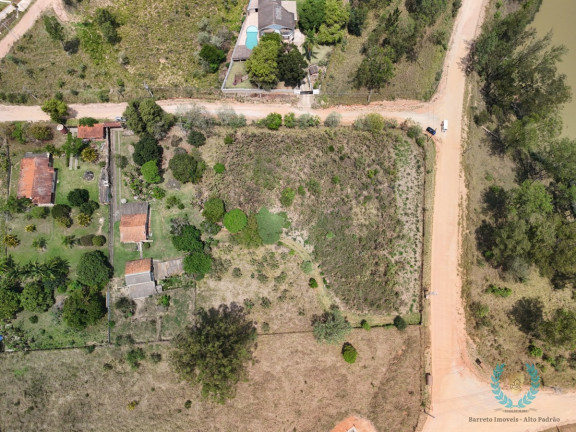 Imagem Chácara com 2 Quartos à Venda, 150 m² em Recanto Das Acácias - São Roque Imagem Chácara com 2 Quartos à Venda, 150 m² em Recanto Das Acácias - São Roque