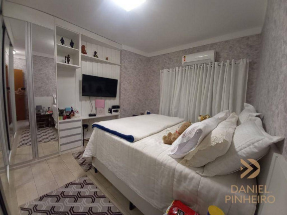 Imagem Apartamento com 3 Quartos à Venda, 130 m² em Canto Do Forte - Praia Grande