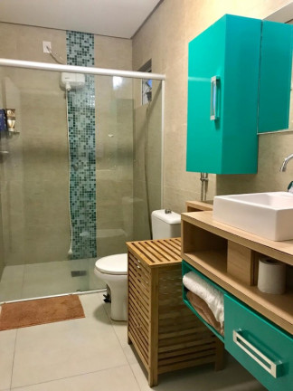 Imagem Imóvel com 3 Quartos à Venda, 30 m² em Alto Petrópolis - Porto Alegre Imagem Imóvel com 3 Quartos à Venda, 30 m² em Alto Petrópolis - Porto Alegre