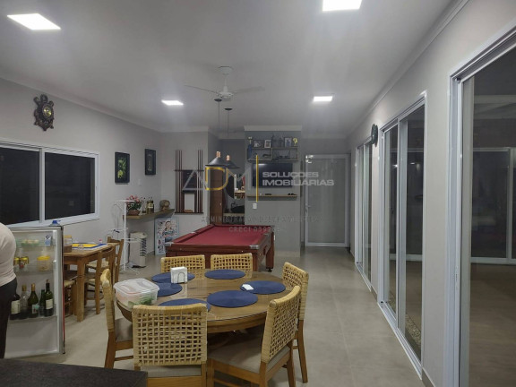 Imagem Casa com 3 Quartos à Venda, 1.300 m² em Residencial Parque Laguna I - Botucatu