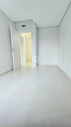 Imagem Apartamento com 3 Quartos à Venda, 205 m² em Armação - Penha