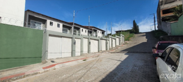 Sobrado com 2 Quartos à Venda, 72 m² em Sao Francisco - Serra