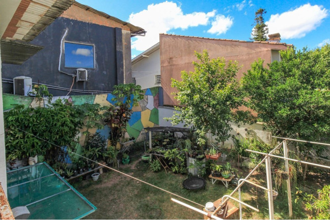 Imagem Casa com 5 Quartos à Venda, 254 m² em Três Figueiras - Porto Alegre