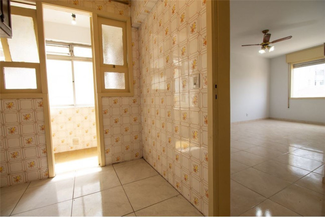Apartamento com 1 Quarto à Venda, 48 m² em Santa Cecília - Porto Alegre