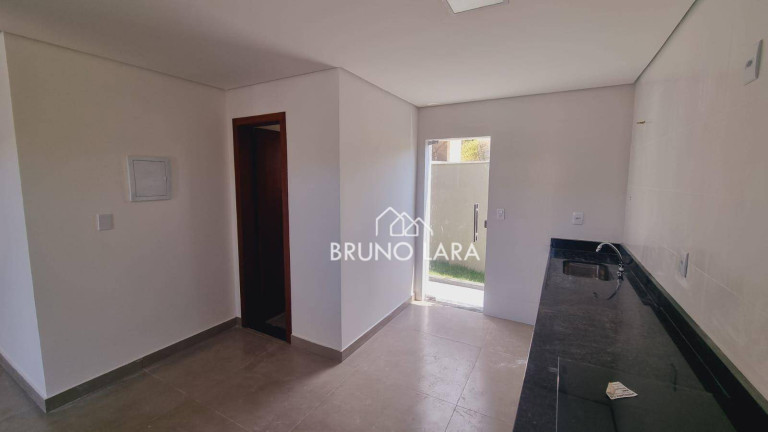 Imagem Casa com 3 Quartos à Venda, 107 m² em Guaruja Mansões - Betim Imagem Casa com 3 Quartos à Venda, 107 m² em Guaruja Mansões - Betim