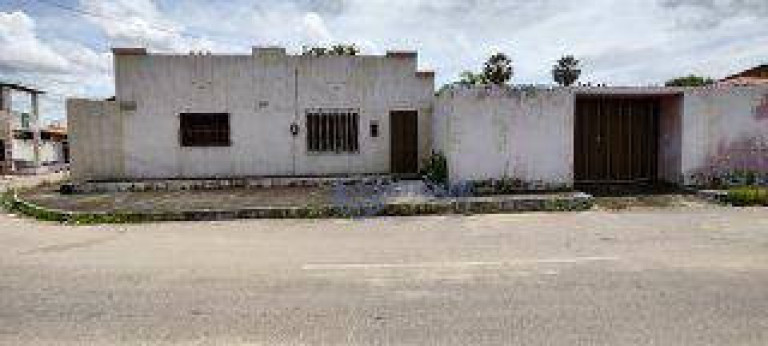 Imagem Chácara com 5 Quartos à Venda, 1.421 m² em Olho Dagua - Maracanaú Imagem Chácara com 5 Quartos à Venda, 1.421 m² em Olho Dagua - Maracanaú