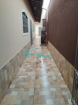 Imagem Casa com 3 Quartos à Venda, 216 m² em Itaguaí - Mongaguá