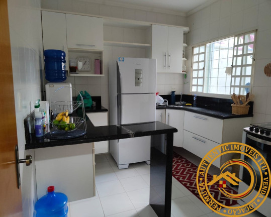 Imagem Casa com 3 Quartos à Venda,  em Jardim Agarussi - Itu