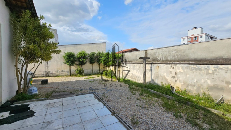 Imagem Casa com 2 Quartos à Venda, 120 m² em Dom Joaquim - Brusque