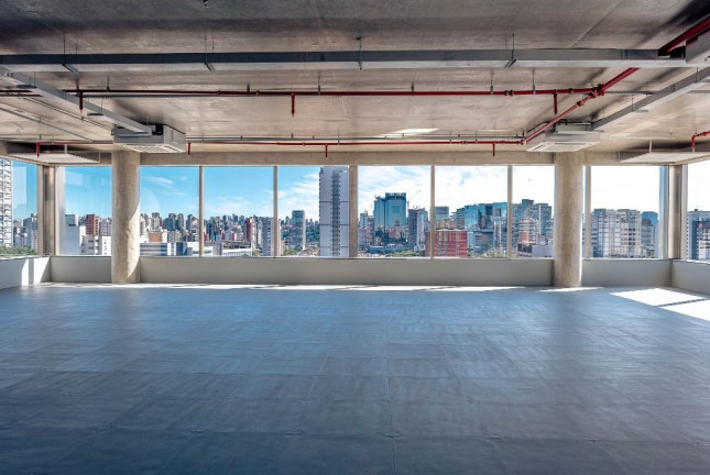Edifício Residencial para Alugar, 4.805 m² em Santo Amaro - São Paulo
