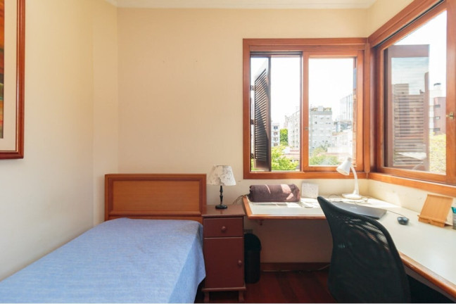 Imagem Imóvel com 3 Quartos à Venda, 138 m² em Higienópolis - Porto Alegre Imagem Imóvel com 3 Quartos à Venda, 138 m² em Higienópolis - Porto Alegre