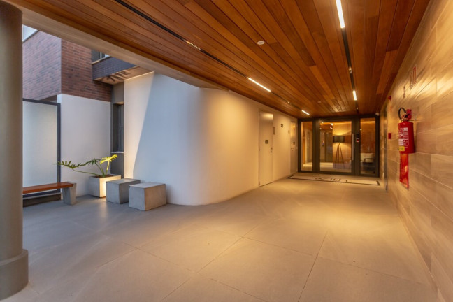 Imagem Apartamento com 2 Quartos à Venda, 73 m² em Petrópolis - Porto Alegre