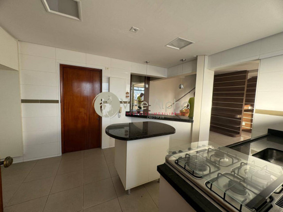 Imagem Cobertura com 2 Quartos à Venda, 160 m² em Pompeia - Santos