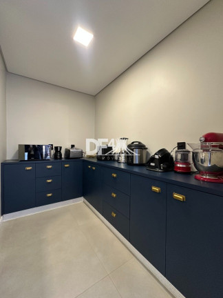 Imagem Casa com 3 Quartos à Venda, 300 m² em Guará I - Brasília Imagem Casa com 3 Quartos à Venda, 300 m² em Guará I - Brasília
