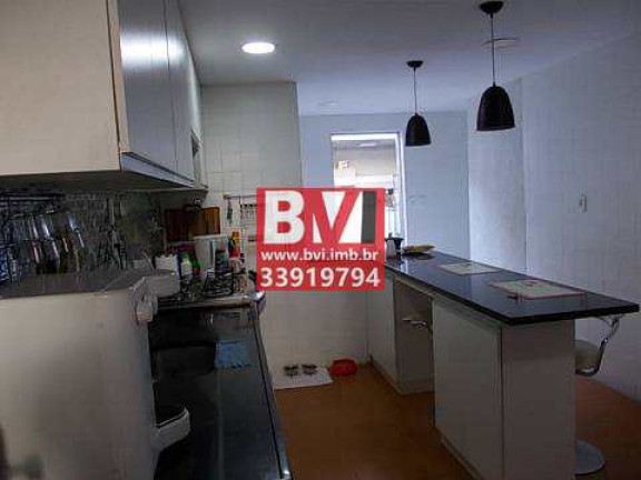 Imagem Casa com 5 Quartos à Venda, 150 m² em Vila Kosmos - Rio De Janeiro Imagem Casa com 5 Quartos à Venda, 150 m² em Vila Kosmos - Rio De Janeiro